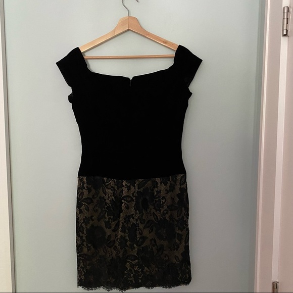 Roland Nivelais Velvet and Lace Formal Dress - Picture 3 of 6